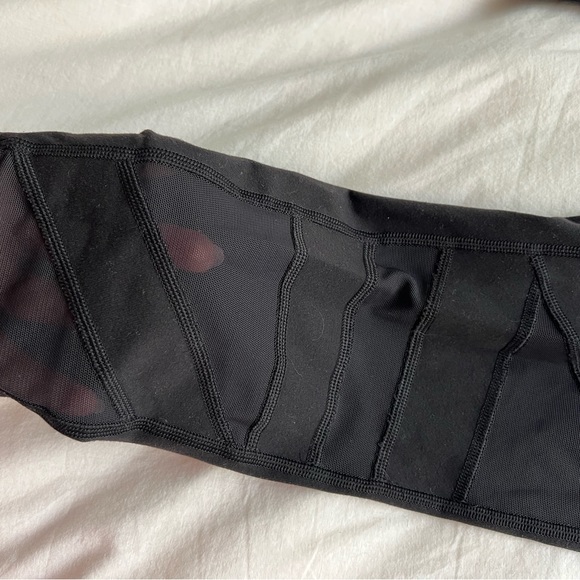 lululemon athletica Black Mesh Panel Leggings - Picture 3 of 4